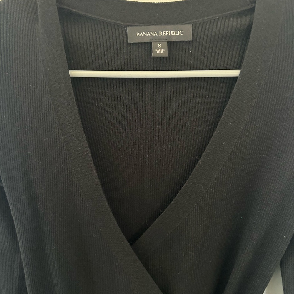 Banana Republic Women's Long Black Ribbed Sweater Wrap Size Small - Picture 4 of 12